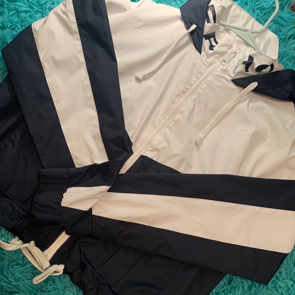 Hollister Windbreaker
